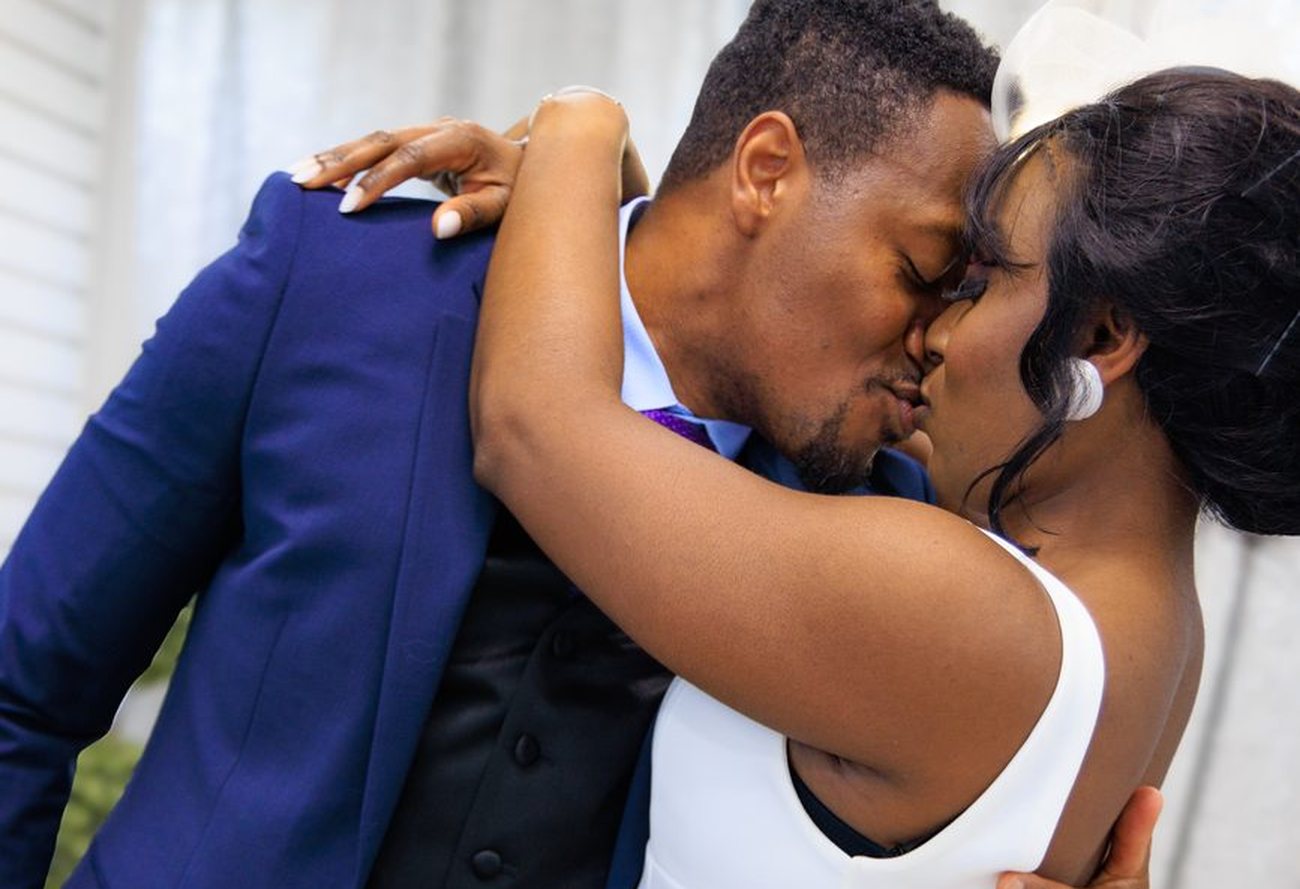 Wedding ceremony kiss, Dallas-Fort Worth